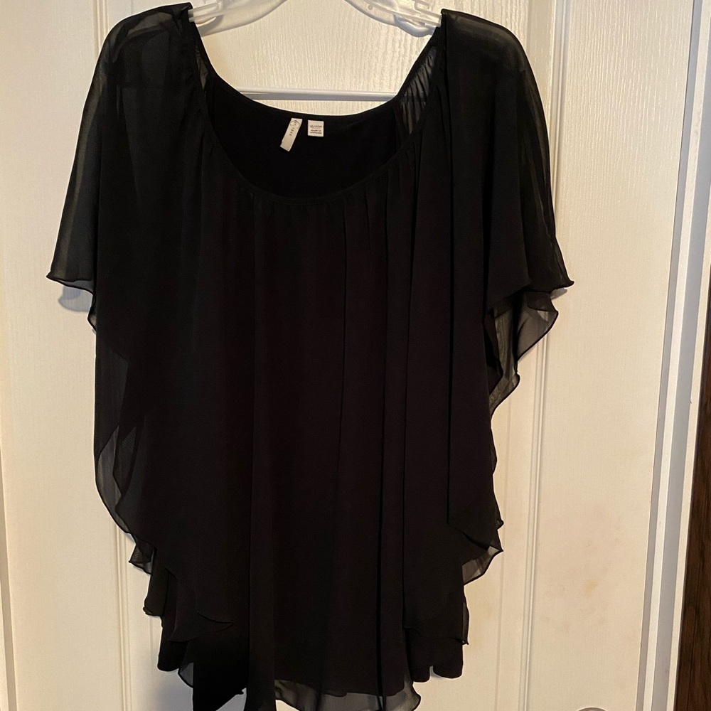 Plus size flowy blouse